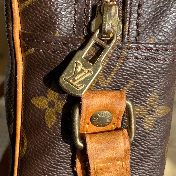 Louis Vuitton Trocadero 27 - Picture 3 of 16
